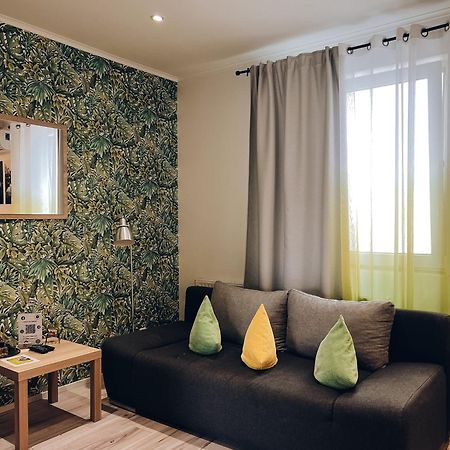 Neuwertiges Apartment Mit Kostenlose Privatparkplatz Auch Fuer Transporter Geeignet R1 Freiberg am Neckar Esterno foto