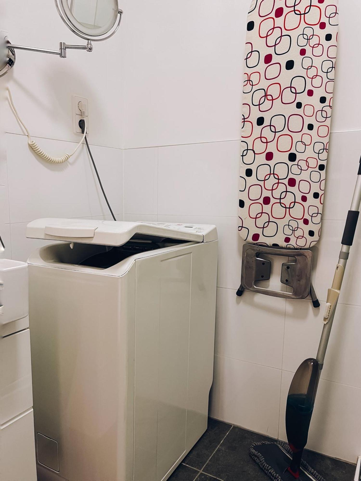 Neuwertiges Apartment Mit Kostenlose Privatparkplatz Auch Fuer Transporter Geeignet R1 Freiberg am Neckar Esterno foto